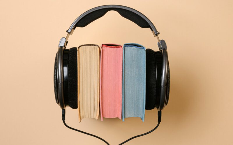 Audiobooki dla całej rodziny na każdą porę roku