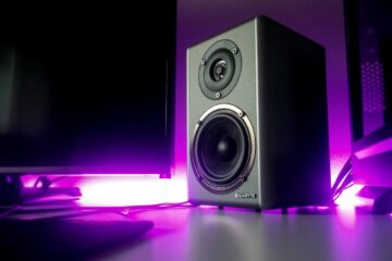 Kable do głośnika i kable do subwoofera – jak wybrać przewody, które wydobędą pełnię możliwości Twojego systemu audio?